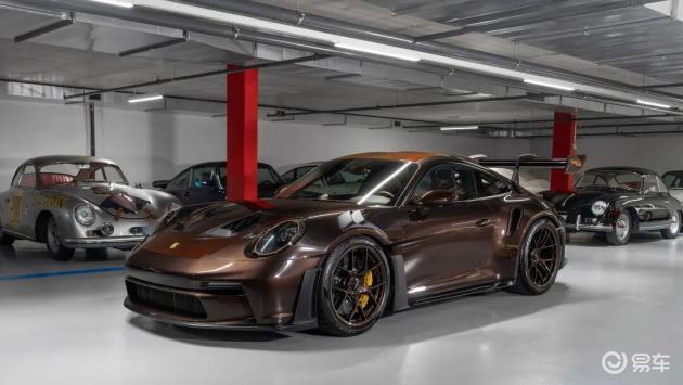 保时捷打造了一台独一无二的棕色碳纤维911 GT3 RS