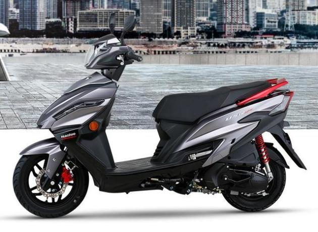 豪爵usr125是当今的明星摩托车,是豪爵是头牌摩托车之作,运用它值得