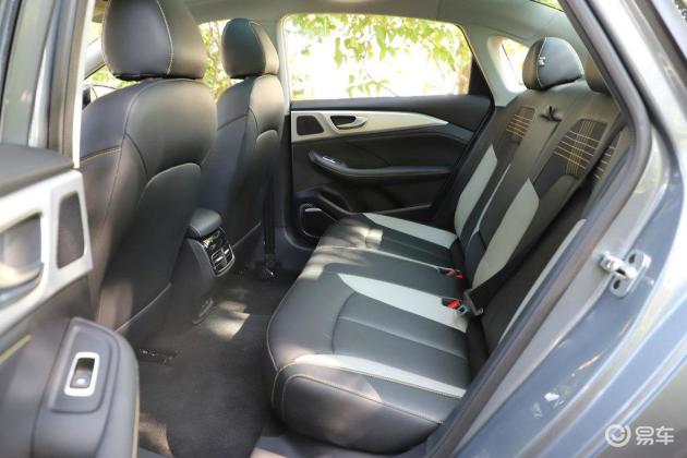 加上新外观套件的存在,这意味着其在空间能力上并不会i6plus好