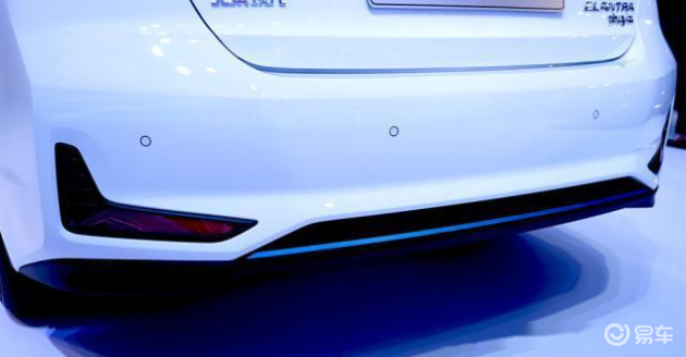 纯电续航超80公里 价格实在 北京现代领动phev上市实拍 易车