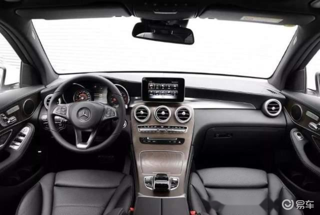 奔驰glc内饰
