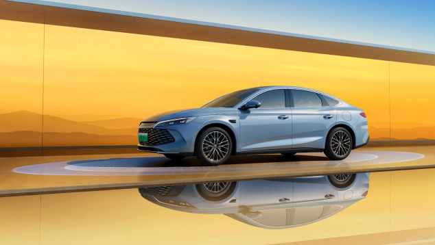 都是主流A级好车,风云A8L/秦L/银河L6谁给的更多?