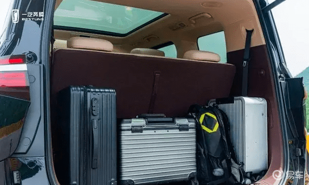 Pentium M9: The Perfect Companion for Practical Driving Experience