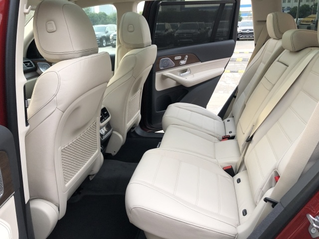 奔驰gls座椅_空间_轮毂