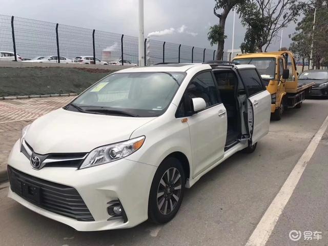 2019款平行进口丰田塞纳四驱商务车配置介绍