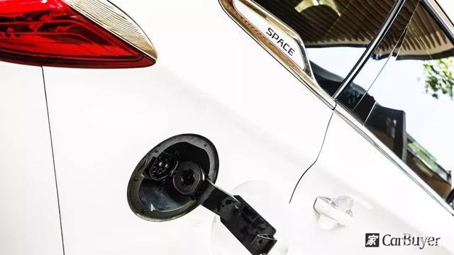 三十而立立的不是房和车 1fd832469bd7441994d889434b9448af.jpeg