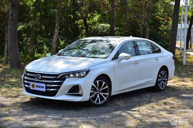 国产中型车轿车标杆试驾广汽传祺ga6感受