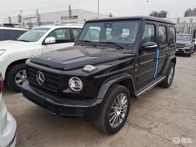 奔驰g500硬派越野大g实力爆棚v8性能解析