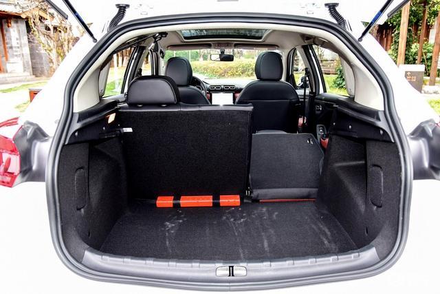 10万就能买辆法系suv!雪铁龙c3-xr值不值得买