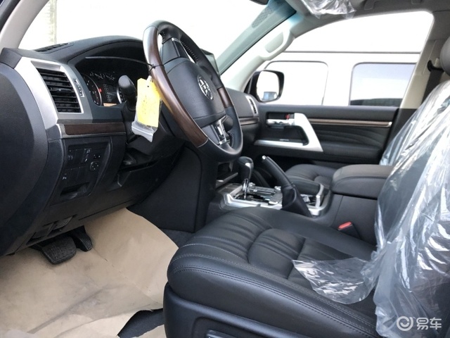 猎豹黑金刚车身-大灯-内饰-易车