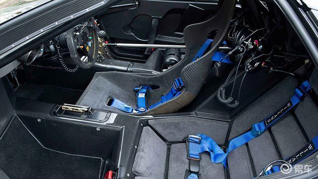 并创造了16站比赛取得15站冠军纪录的迈凯伦mp4-4 f1赛车