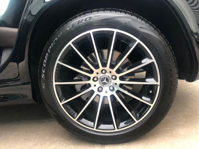 单选:21寸多轮毂,脚踏板,黑色鹿皮顶蓬