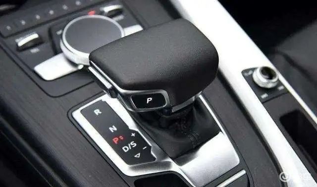 怎样选购二手房车自动挡 82a79f8d23fe40cd96f454b1f89b0f67.jpeg