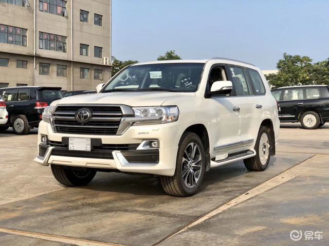 中东版最后一批丰田陆巡5700v8强悍越野之王
