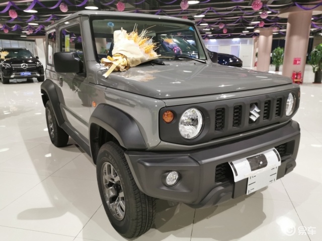 2020款铃木吉姆尼高颜值硬派大气越野车性能卓越云南昆明实拍