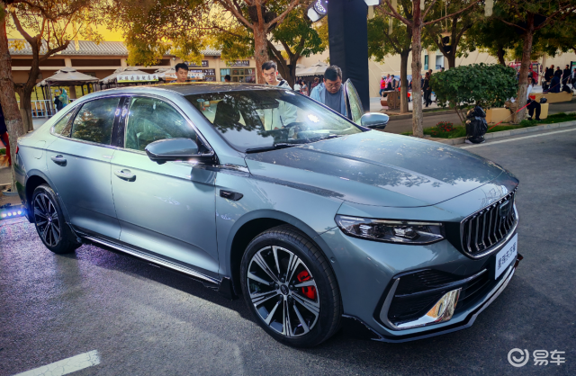 中国星东方曜双车上市,三大硬核产品力提升油车新高度