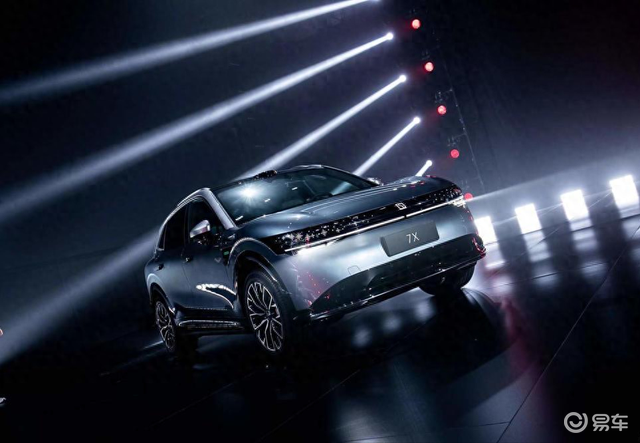 6C快充+900V，极氪7X来袭，上市硬刚Model Y