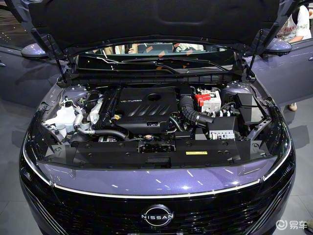 第一款搭载鸿蒙座舱的燃油车来了,限时12.99万起有戏吗