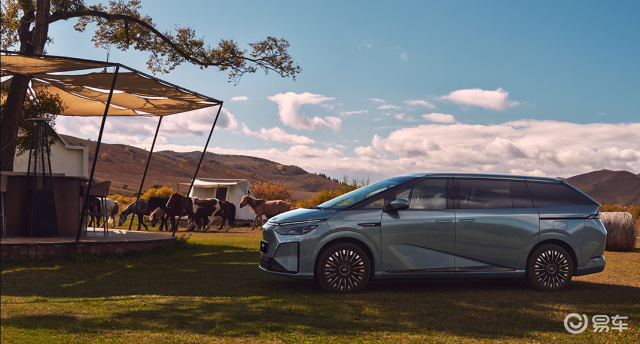 从“辅助” 到“靠谱伙伴”!小鹏二代VLA让智驾质变了