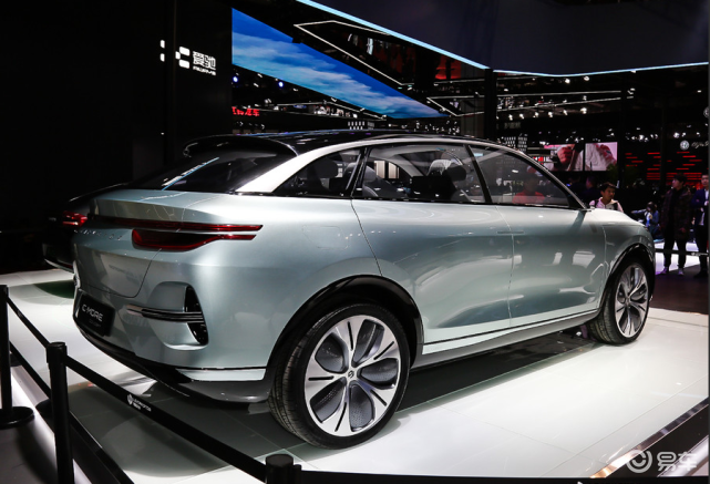 零跑s01前脸_轮毂_配置