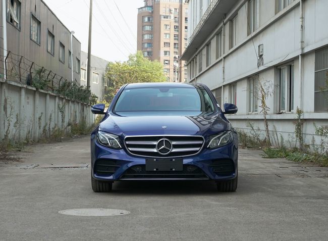 2020款奔驰e260 l优惠9.3万