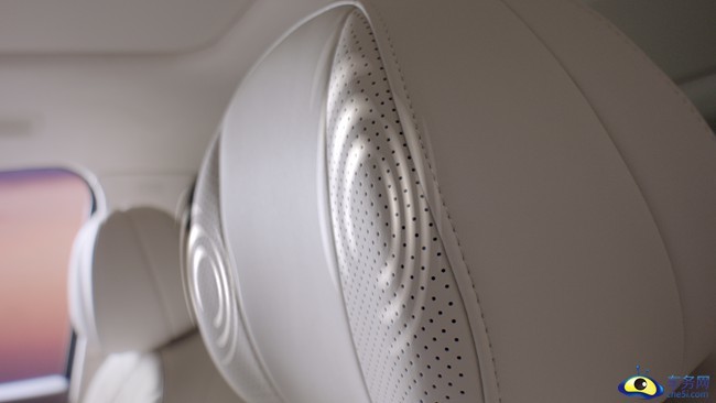 2026款岚图梦想家正式上市 售32.99万元起