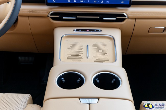 2026款岚图梦想家正式上市 售32.99万元起