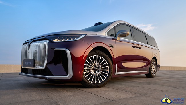 2026款岚图梦想家正式上市 售32.99万元起