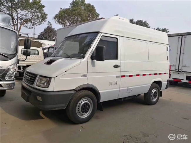 柴油冷藏車依維柯怎麼樣麵包冷藏車價格是多少錢