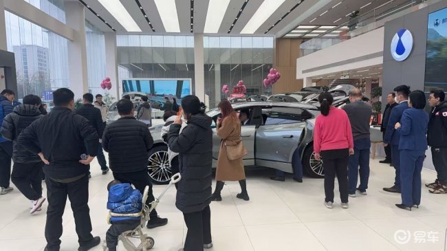 全新腾势Z9GT上市即火，高端新能源市场再添爆款