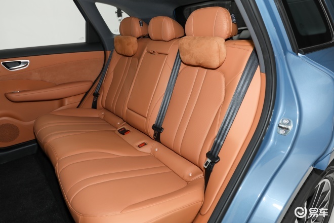 15万买家用SUV 星途ET5和尚界H5如何选