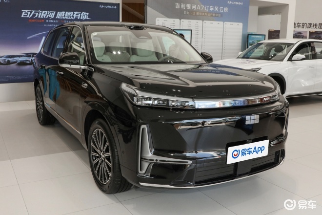 20万预算:吉利M9与东风eπ008六座中型SUV之争