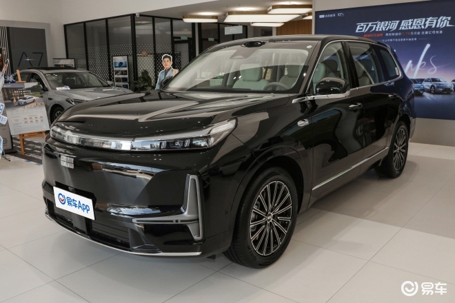 家庭露营出行新选择：吉利银河M9与大众揽境的正面交锋