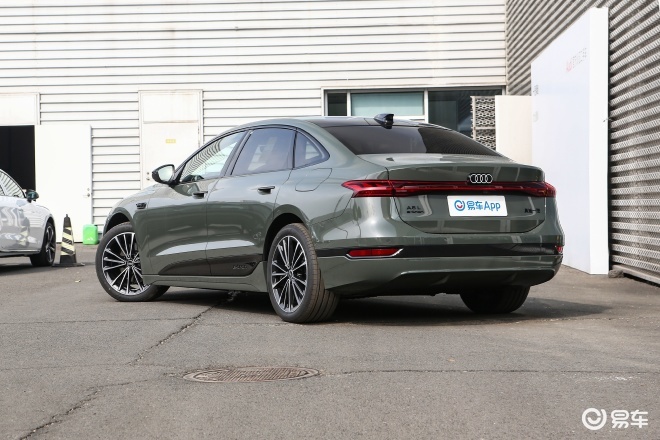 老对手新赛道 奥迪A6L e-tron和宝马i5如何选