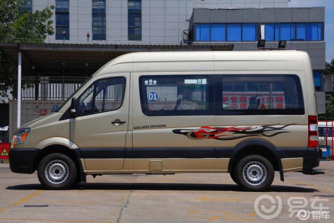 满载的金旅领特费油么?百公里油耗是多少?