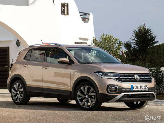 大众新款T-Cross曝光 搭1.5T引擎/年内开启预售 大众新款T-Cross曝光 搭1.5T引擎/年内开启预售
