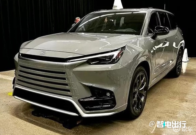 雷克萨斯tx轴距