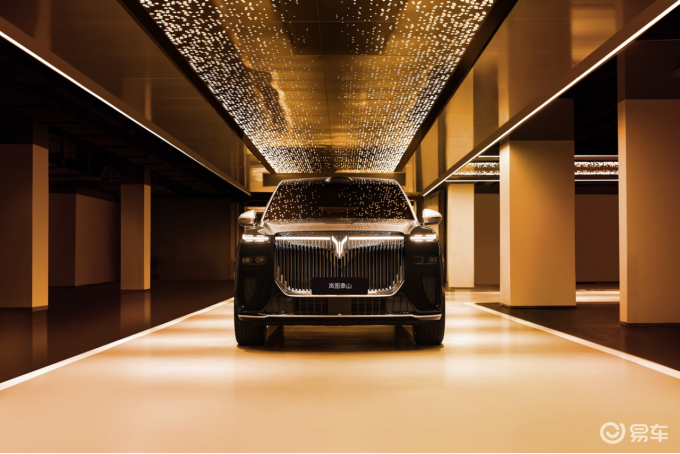 起售价或45万 岚图泰山携国产首发三腔空悬