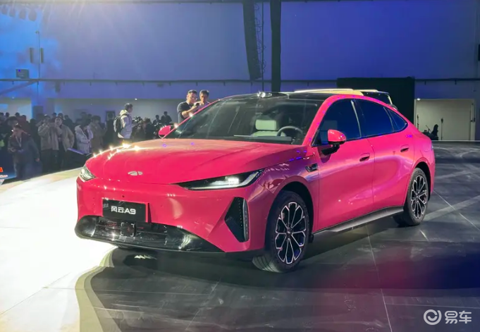 奇瑞风云A9亮相2026 AI之夜，开启全民众筹计划