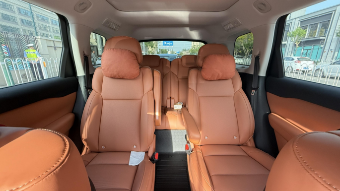 真实试驾体验零跑C16&唐DM，谁能更胜一筹？