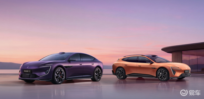 阿维塔火力全开，一口气发布两款新车