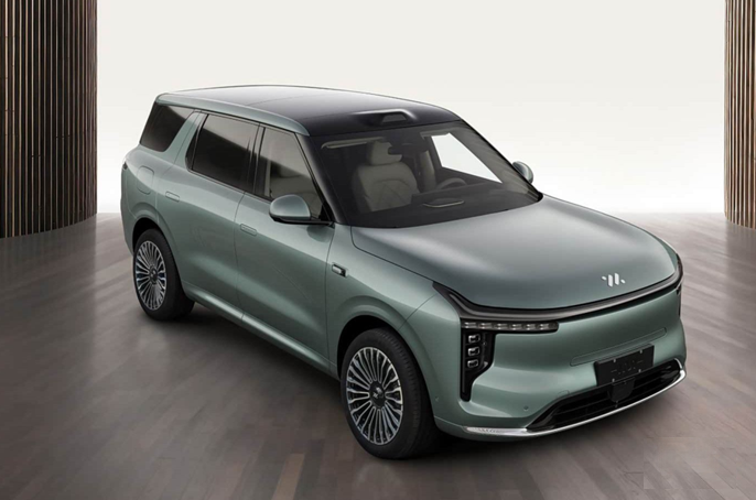 30万内真正稀缺的不是大沙发，而是智己LS8的这套底盘