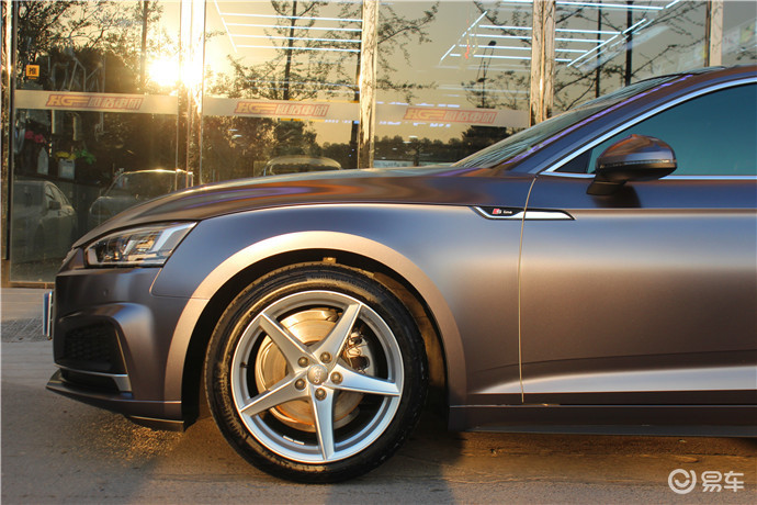 长沙奥迪a5车身贴膜实体店 美国进口电光深灰 金属膜_易车