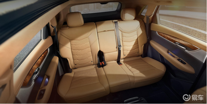 凯迪拉克xt5口碑-底盘-后排-易车