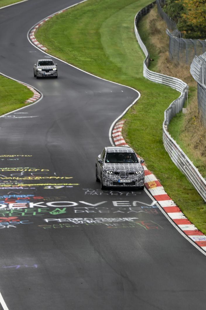 国产新世代BMW iX3正进行纽北赛道例行测试