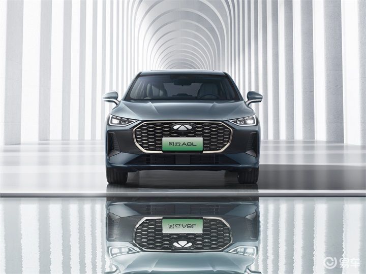 十万级混动家轿对决,奇瑞风云A8L凭什么让人一眼动心?