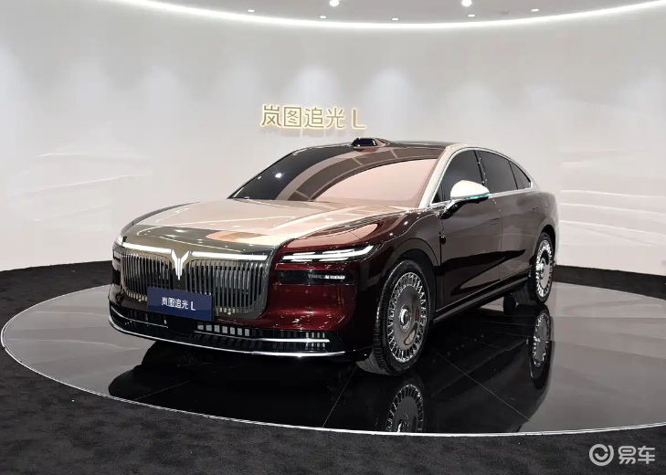 抱上华为就稳了？岚图追光L设计被指用力过猛，翻身仗不好打