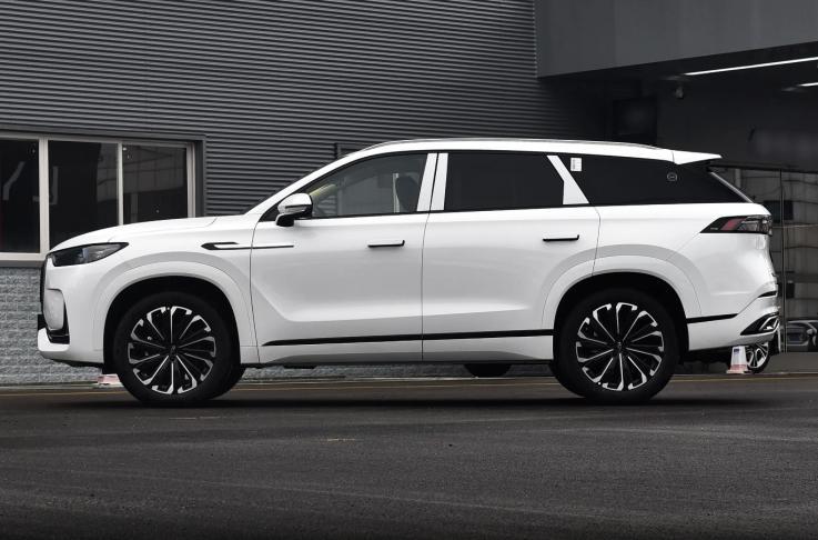 定价起高了又？新款这车上市，豪享置换价12.09万起