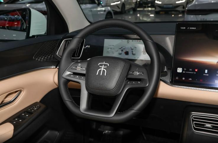 多花1万元,纯电续航增至220km值吗?解读这车超越版