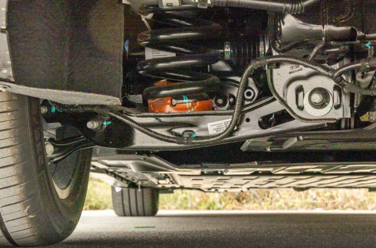 20万级新能源轿车PK，至境L7和汉DM谁的驾驶质感更棒